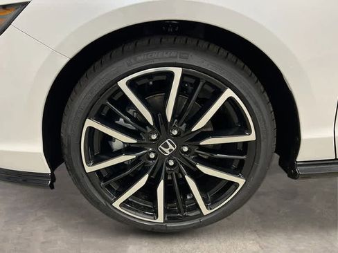 New 2025 Honda Accord Touring image 11