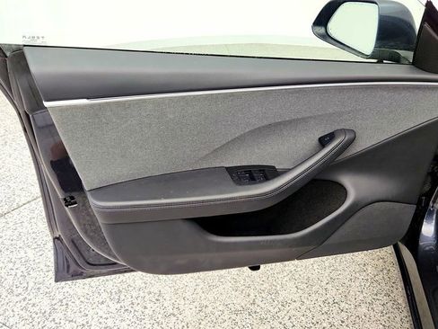 Used 2025 Tesla Model 3 Long Range RWD image 11