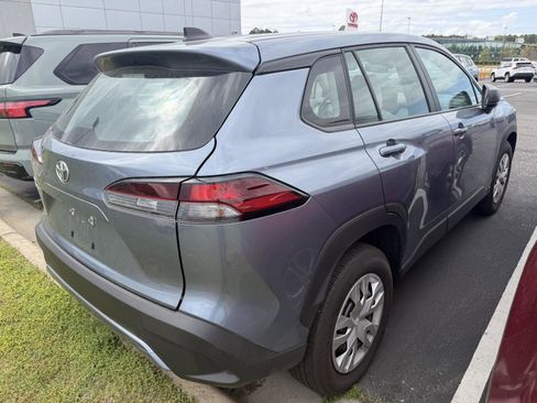 Used 2026 Toyota Corolla Cross L image 5