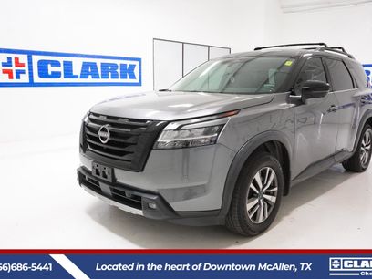 Used 2022 Nissan Pathfinder SL