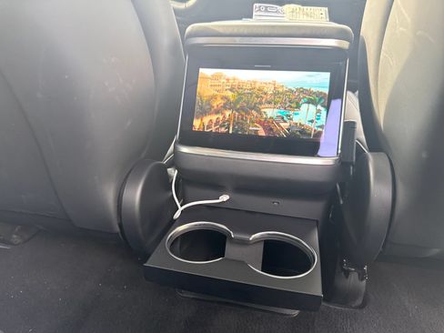 Used 2022 Tesla Model X AWD/4WD image 45