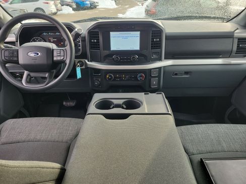 Used 2022 Ford F150 XLT w/ XTR Package image 10