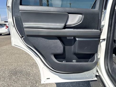 Used 2025 Ford Expedition Active RWD image 23