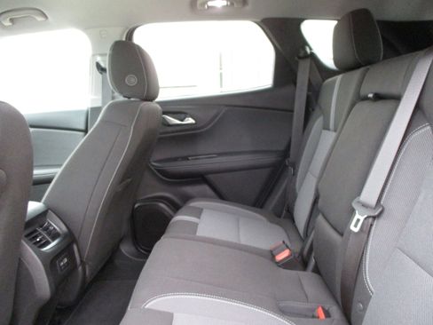 Used 2024 Chevrolet Blazer LT w/ Convenience Package image 34
