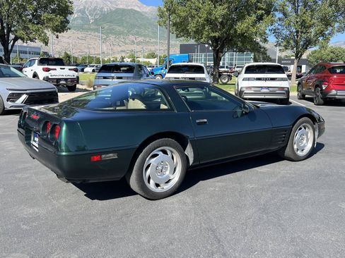 Used 1994 Chevrolet Corvette Coupe RWD image 7