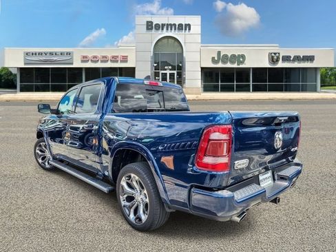 Used 2022 RAM 1500 Limited w/ Body Color Bumper Group AWD/4WD image 9