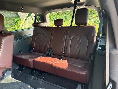 Used 2023 Ford Expedition Max Limited AWD/4WD image 25