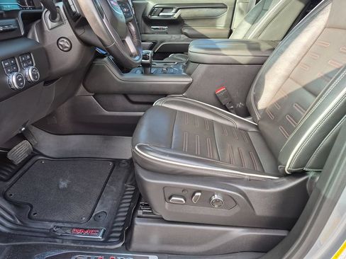 Used 2024 GMC Sierra 1500 AT4X AWD/4WD image 15