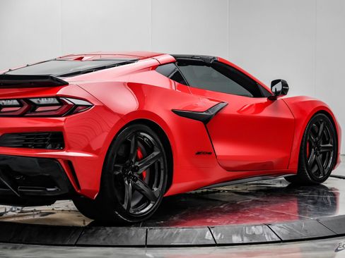 Used 2023 Chevrolet Corvette Z06 w/ Stealth Interior Trim Package RWD image 26