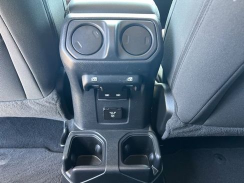 Used 2023 Jeep Wrangler Sahara image 20