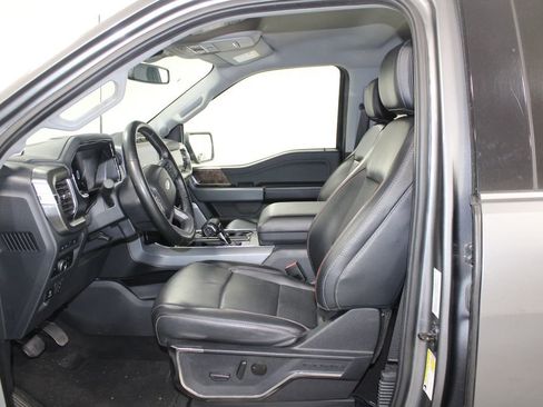 Used 2023 Ford F150 Lariat image 19