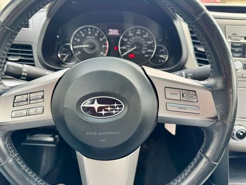 Used 2011 Subaru Legacy 2.5i Premium w/ All-Weather Pkg AWD/4WD image 18