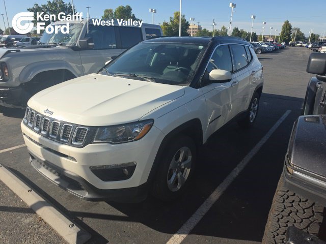 Used 2020 Jeep Compass Latitude w/ Popular Equipment Group AWD/4WD image 1