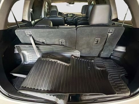 Used 2019 Honda Pilot Elite image 31