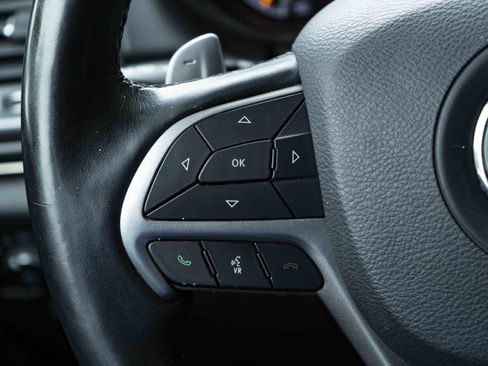 Used 2020 Jeep Grand Cherokee Limited X image 20