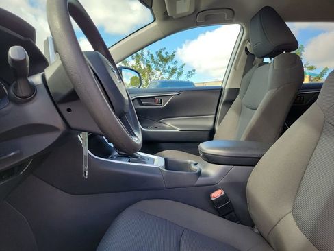 Used 2025 Toyota RAV4 LE image 21