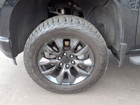 Used 2021 Chevrolet Silverado 1500 LTZ w/ LPO, Dark Essentials Package AWD/4WD image 8