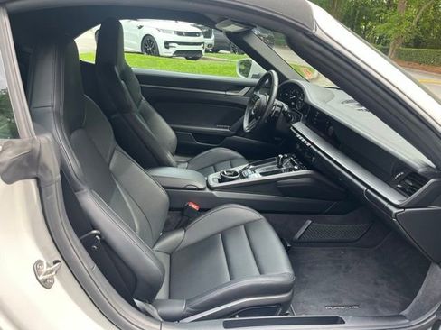 Used 2024 Porsche 911 Carrera 4S AWD/4WD image 13