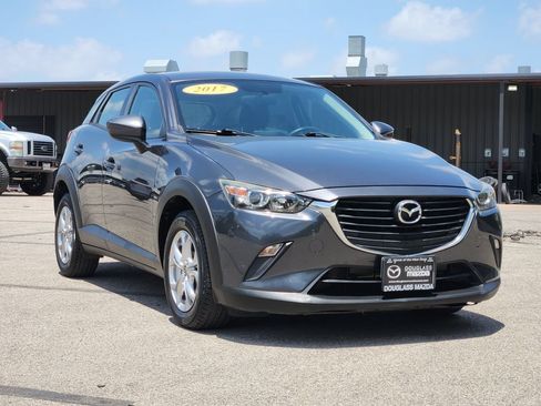 Used 2017 MAZDA CX-3 Sport FWD image 3