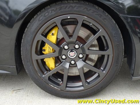 Used 2013 Cadillac CTS V RWD image 36
