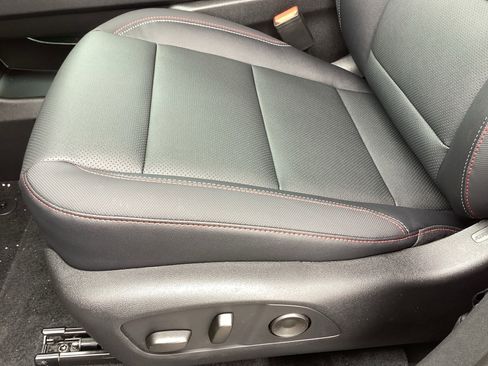 New 2026 Chevrolet Traverse Z71 w/ Driver Confidence Package image 11