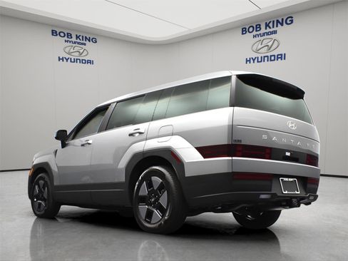 New 2026 Hyundai Santa Fe SE FWD image 12