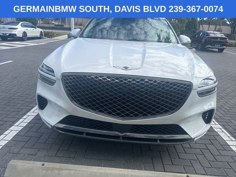 Used 2023 Genesis GV70 2.5T w/ Advanced Package AWD/4WD image 2