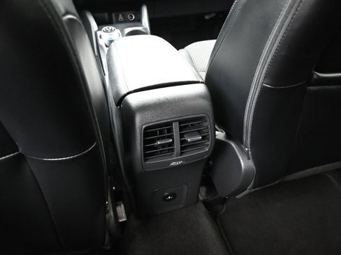 Used 2025 Ford Escape ST-Line image 24