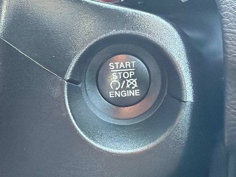 Used 2018 Jeep Compass Trailhawk AWD/4WD image 31