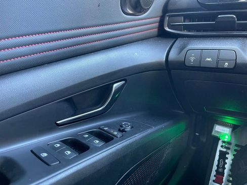 Used 2022 Hyundai Elantra N Line image 12