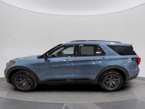 Certified 2025 Ford Explorer ST-Line w/ Premium Package image 2