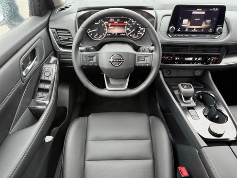 New 2026 Nissan Rogue SV image 25