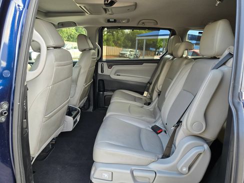 Certified 2022 Honda Odyssey Touring image 14