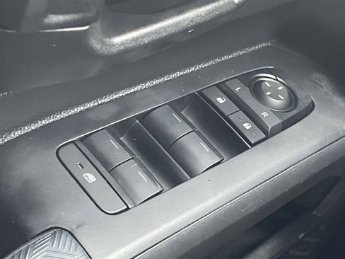 Used 2024 Toyota Tacoma SR5 image 16