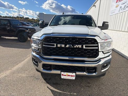 Used 2024 RAM 3500 Big Horn image 9