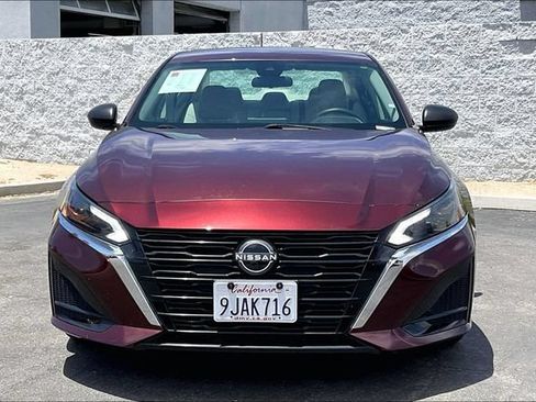 Certified 2024 Nissan Altima 2.5 SV FWD image 2