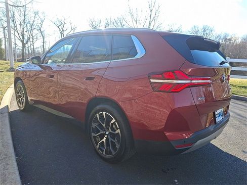 Used 2025 BMW X3 xDrive30i w/ Premium Package image 4