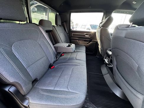 Used 2020 RAM 1500 Big Horn AWD/4WD image 36