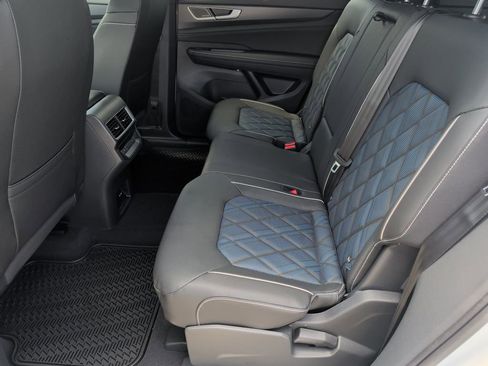 New 2026 Volkswagen Atlas Cross Sport SEL Premium R-Line AWD/4WD image 24