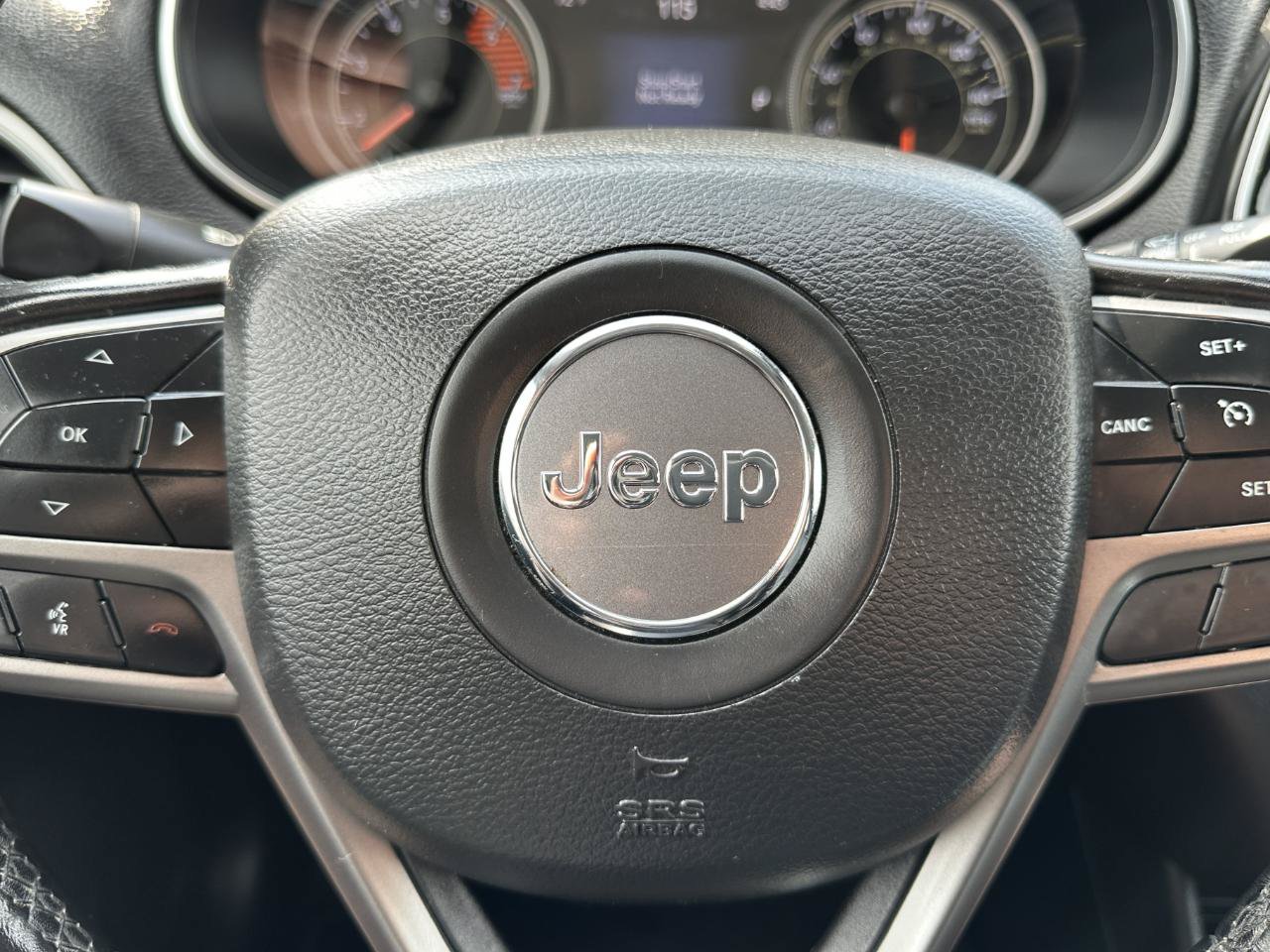 Used 2020 Jeep Cherokee Limited AWD/4WD image 54
