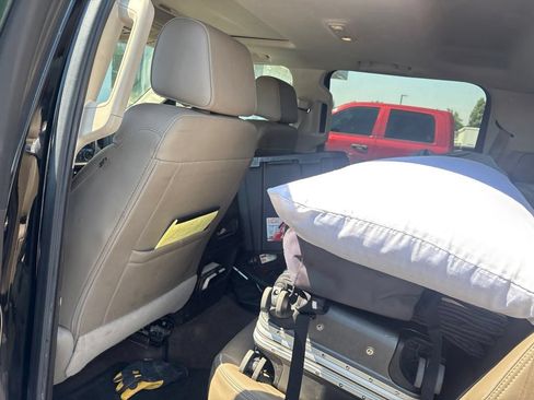 Used 2016 GMC Sierra 2500 Denali w/ Duramax Plus Package AWD/4WD image 15