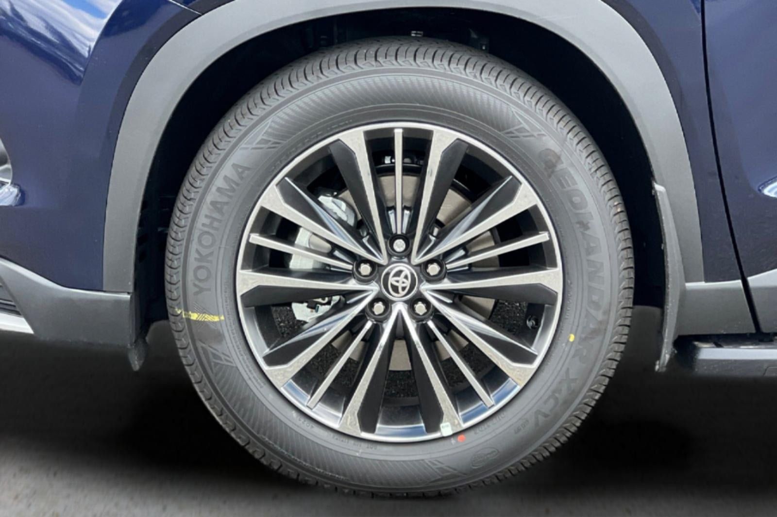 New 2026 Toyota Grand Highlander AWD Hybrid image 33
