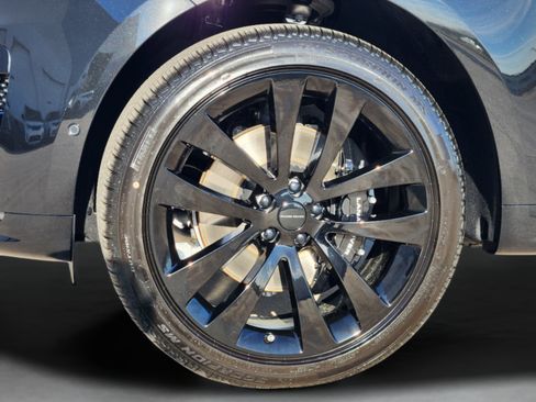 New 2026 Land Rover Range Rover Sport Dynamic SE AWD/4WD image 10