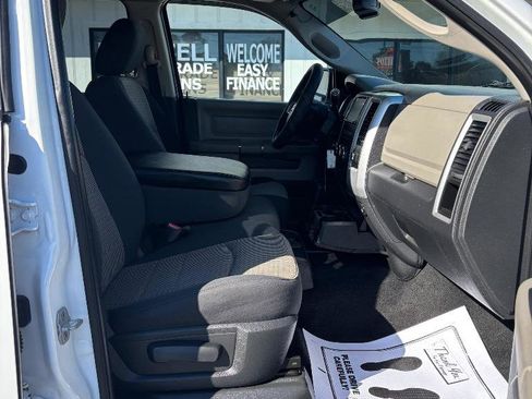 Used 2012 RAM 1500 Big Horn w/ Luxury Group image 27
