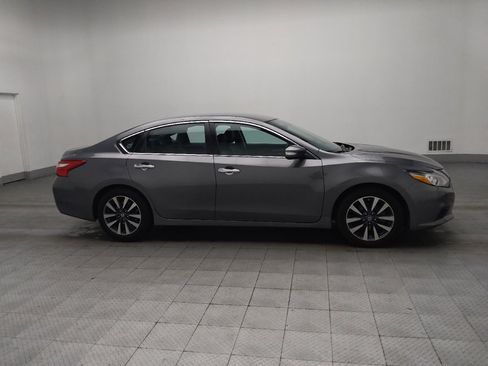 Used 2017 Nissan Altima 2.5 SL image 11