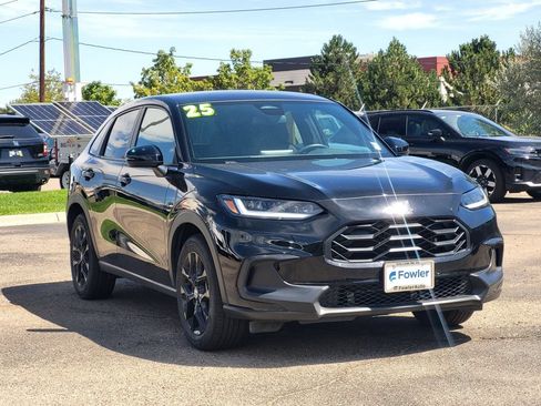 Used 2025 Honda HR-V Sport image 3