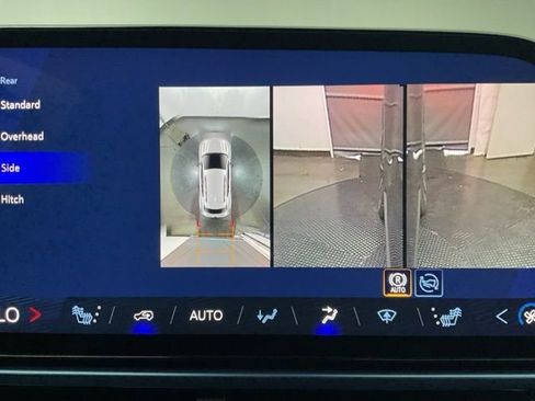 New 2026 Chevrolet Equinox EV LT image 21