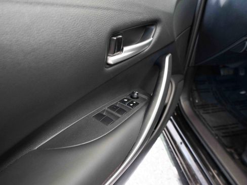 Used 2024 Toyota Corolla SE FWD image 7