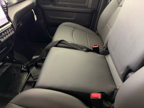 New 2026 RAM 2500 Tradesman AWD/4WD image 18