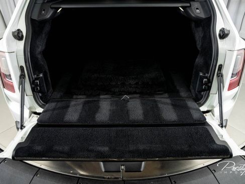 Used 2021 Rolls-Royce Cullinan image 18